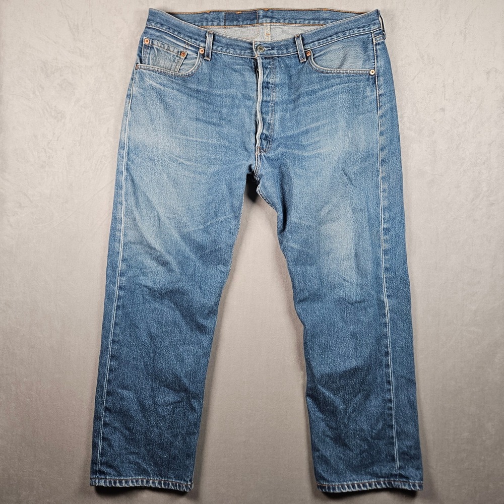 Levi's 501xx Jeans Men 40x30 Blue Medium Wash Straight Leg Button Fly Denim - Picture 2 of 11